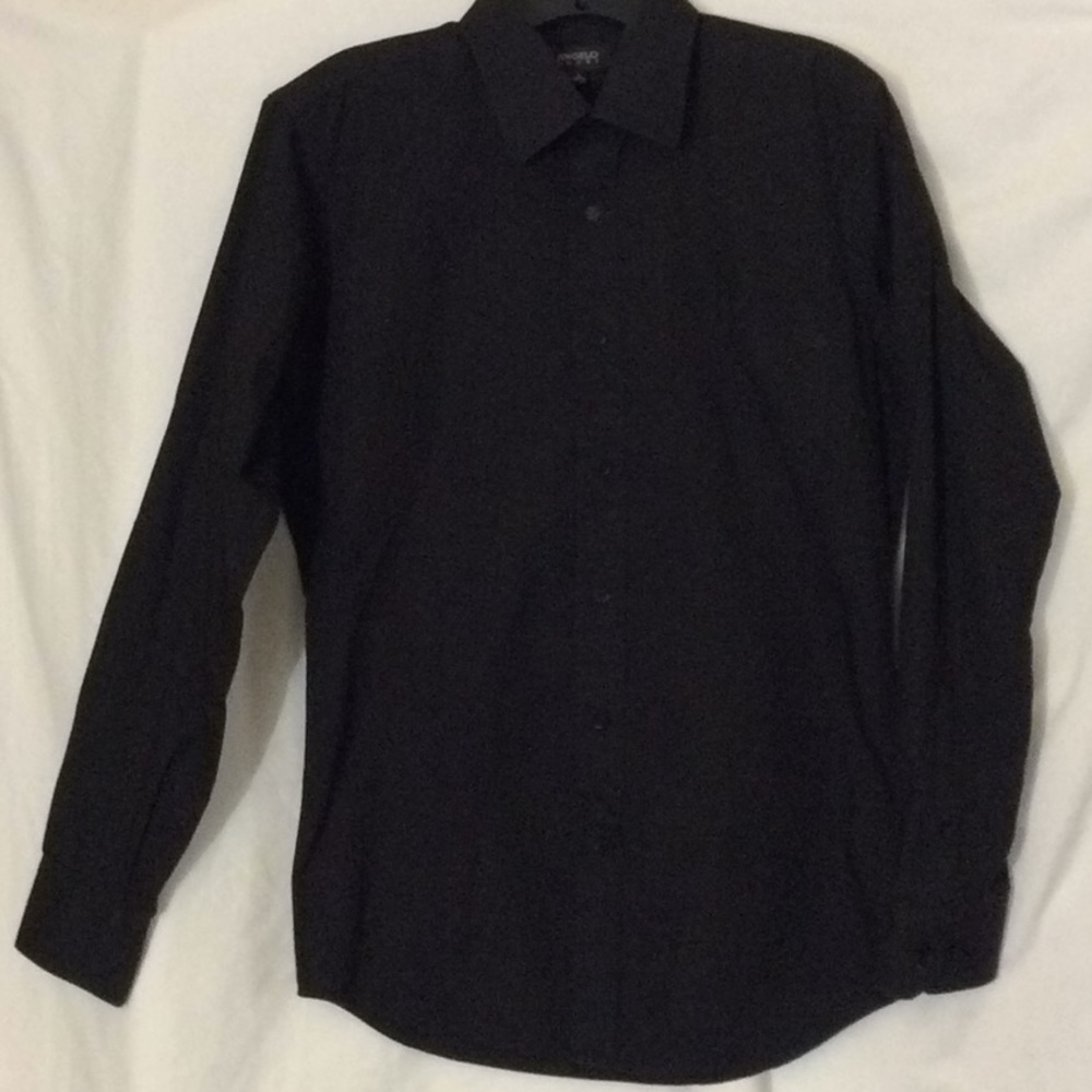 Men’s Black long sleeve button down shirt